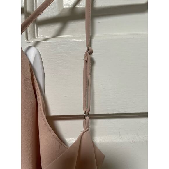 NWT Lulu’s Stylin' Babe Blush One-Shoulder Cowl Back Bodysuit Size M - Picture 8 of 8